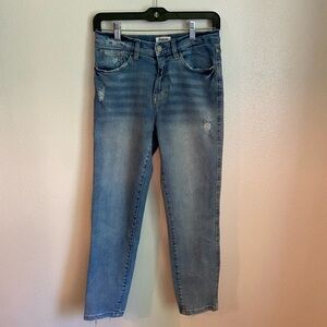 Kensie Blue Ankle Cropped Jeans with Modern Cut